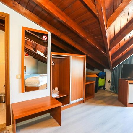 Gocek Unlu Hotel ภายนอก รูปภาพ