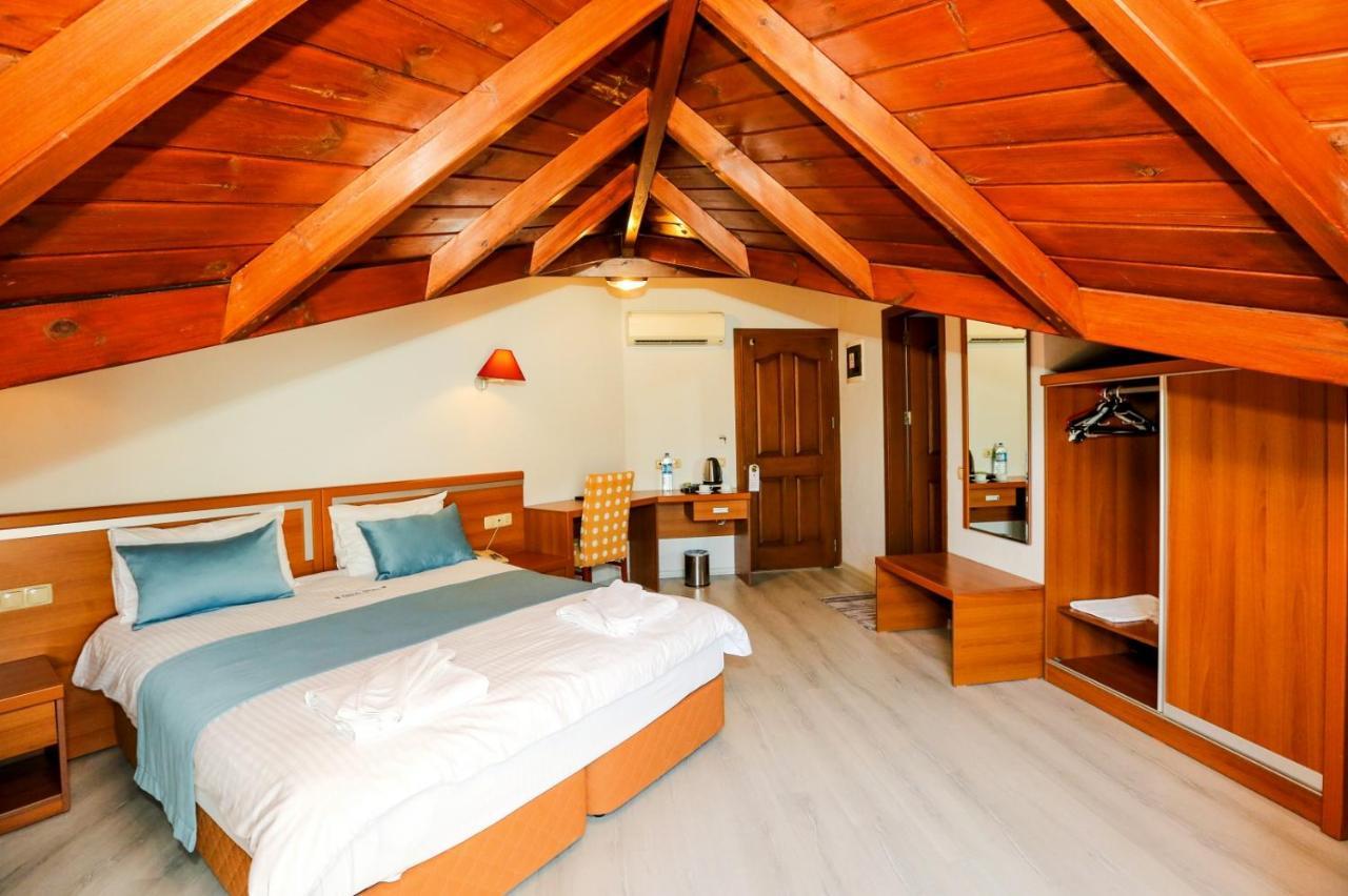 Gocek Unlu Hotel ภายนอก รูปภาพ