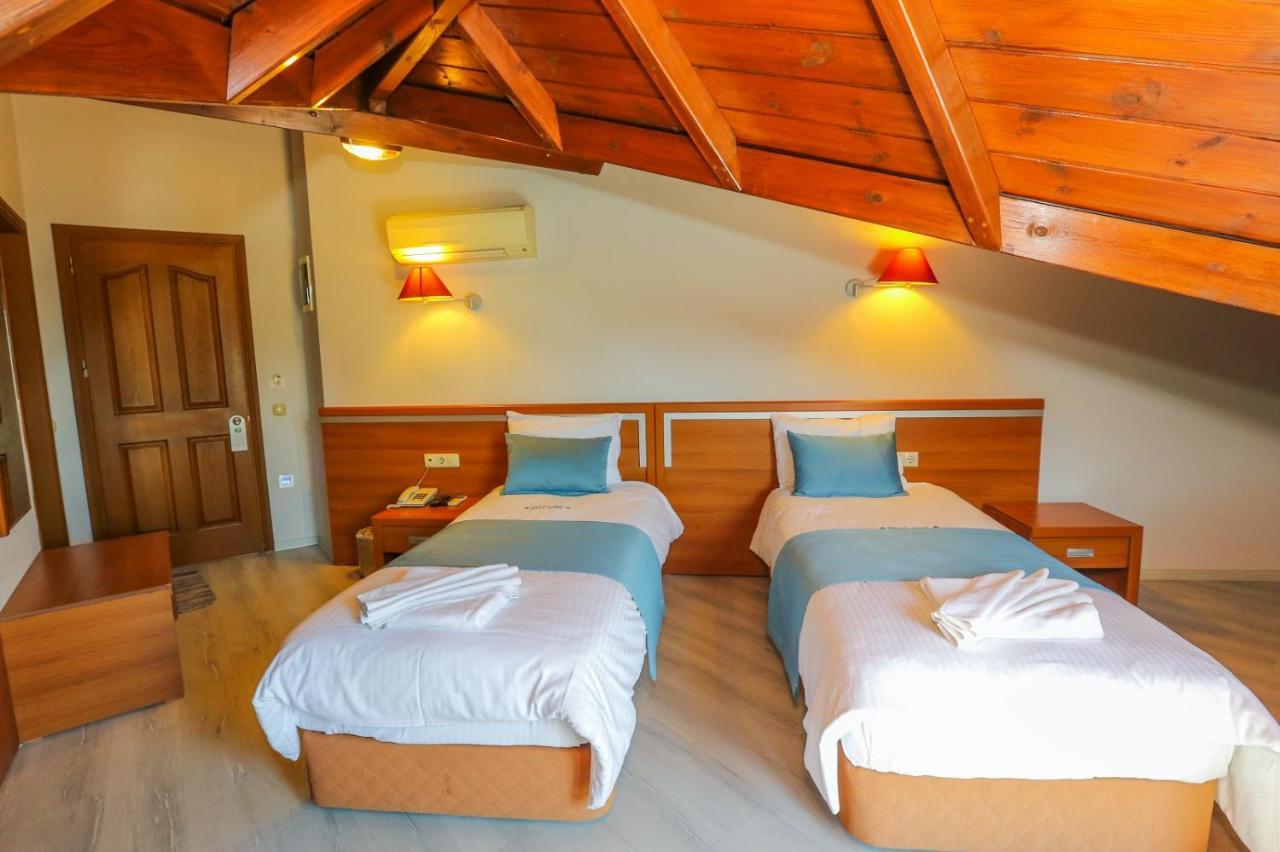 Gocek Unlu Hotel ภายนอก รูปภาพ