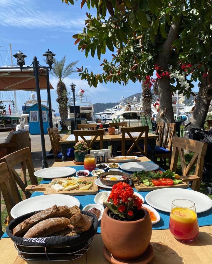 Gocek Unlu Hotel ภายนอก รูปภาพ